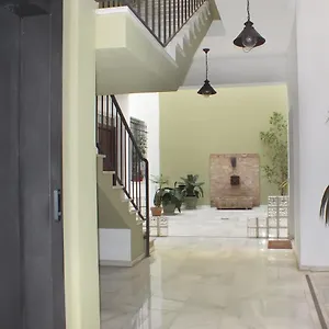 apartamento-sevilla-alhondiga.es-andalucia.com/